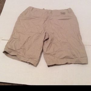 MEN'S COLUMBIA HIKING/ FISHING SHORTS SIZE 34